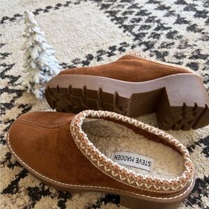 Steve Madden Tan Suede Mules